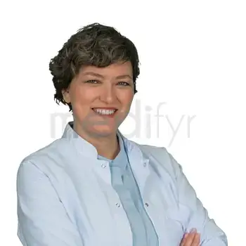 Dr. F. Çağla Uyanusta Küçük