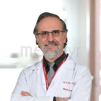 Spec. MD. Ahmet Doksoz