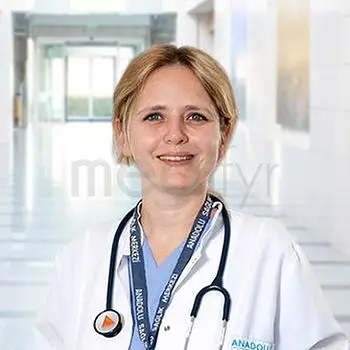 MD. Surgeon Zeynep Yilmaz
