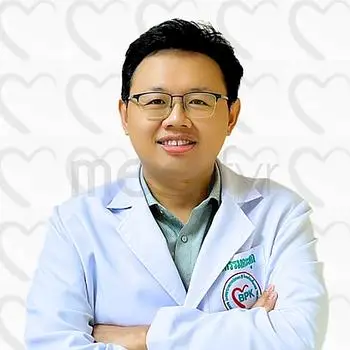 Dr. Ploy  Busagornruangrat