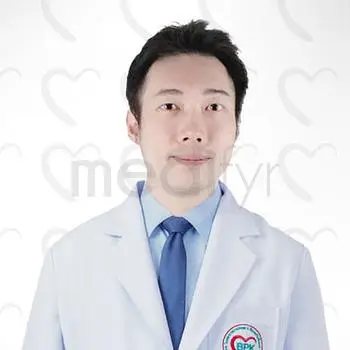 Dr. Dhanapat  Poomsombut