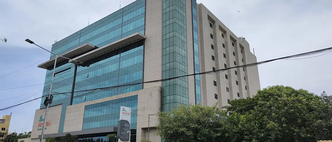 అపోలో ప్రోటాన్ క్యాన్సర్ సెంటర్