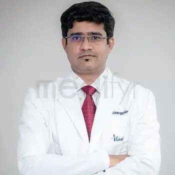 Dr. Akshay Deshpande
