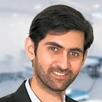Dr. Nikhil Karnik