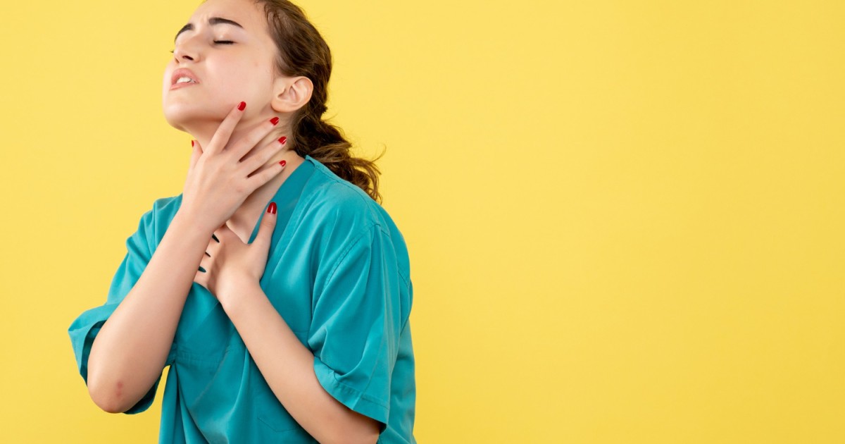White Spots in the Throat: Causes, Symptoms, Treatment, and When to Worry