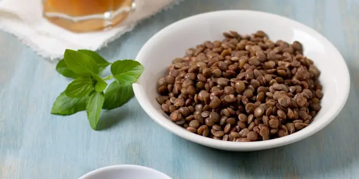 Chia Seeds vs Flax Seeds: Which Is Healthier?