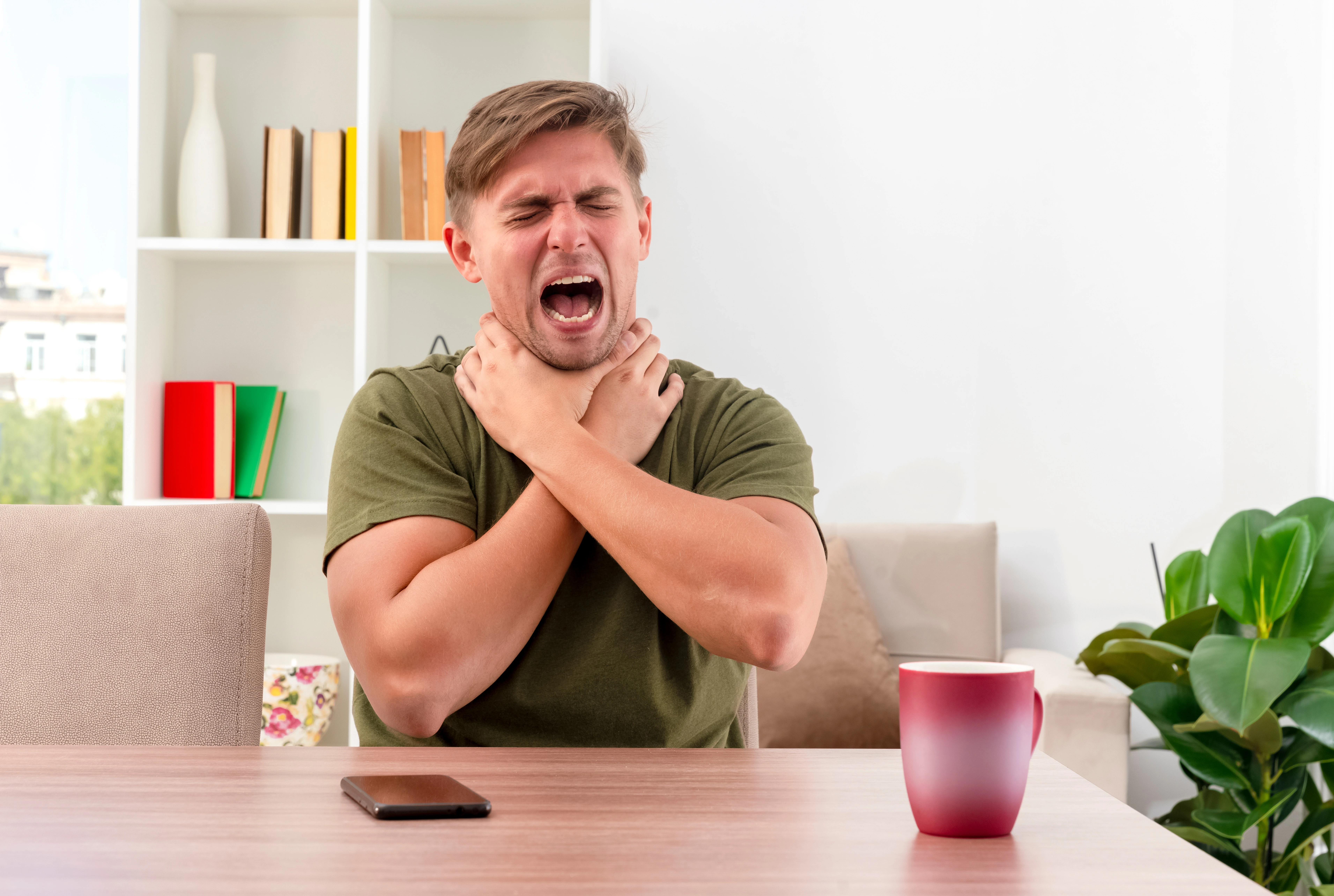 Painful Sore Throat and Earache: Causes, Symptoms, Treatment, and When to Get Help